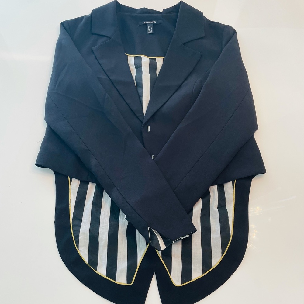 Black Insight Women’s Blazer